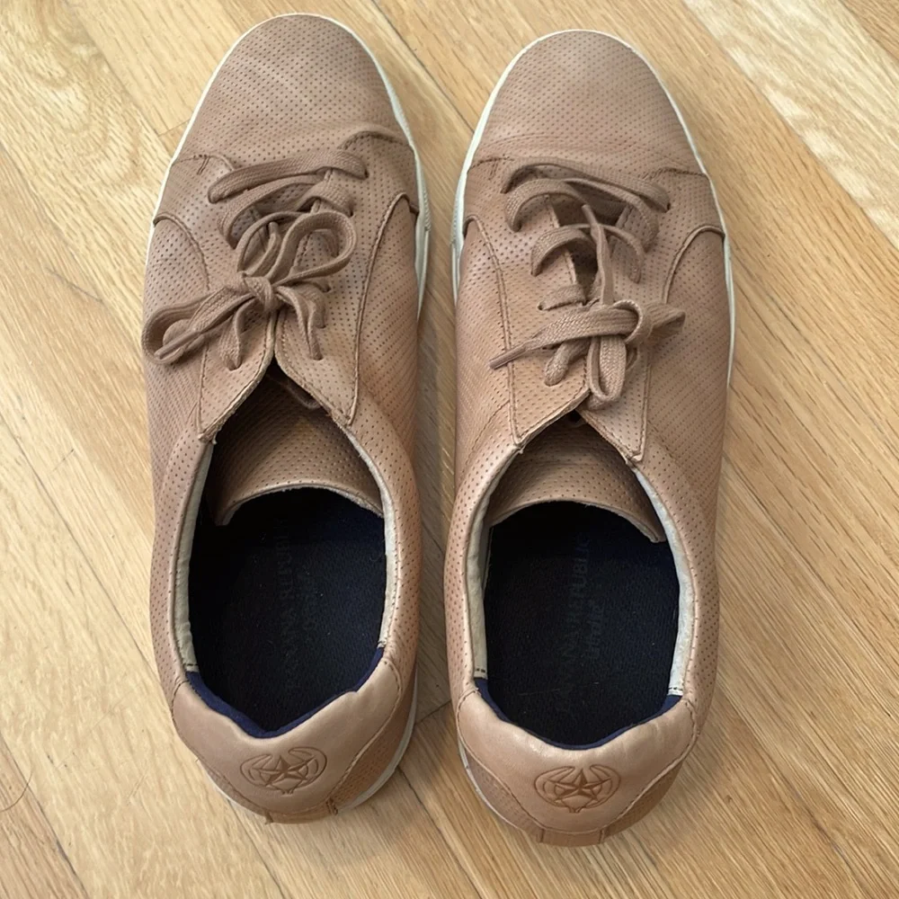 Banana Republic Nicklas Leather Sneakers - Picture 3 of 4
